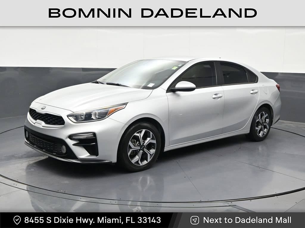 2020 Kia Forte LXS — photo 1 of 36