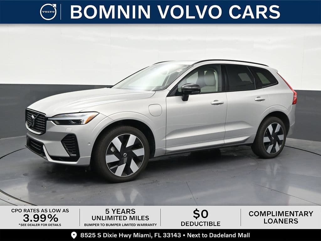 2024 Volvo XC60 Recharge Plug-In Hybrid Ultimate — photo 1 of 36