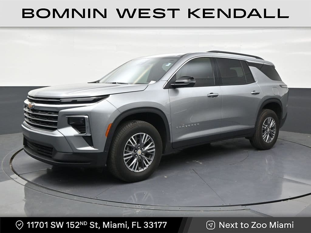 2026 Chevrolet Traverse LT — photo 1 of 31