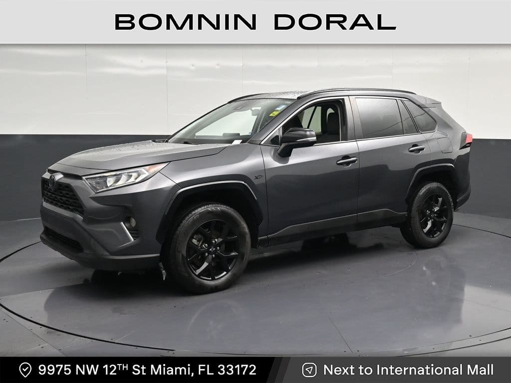 2021 Toyota RAV4 XLE — photo 1 of 41