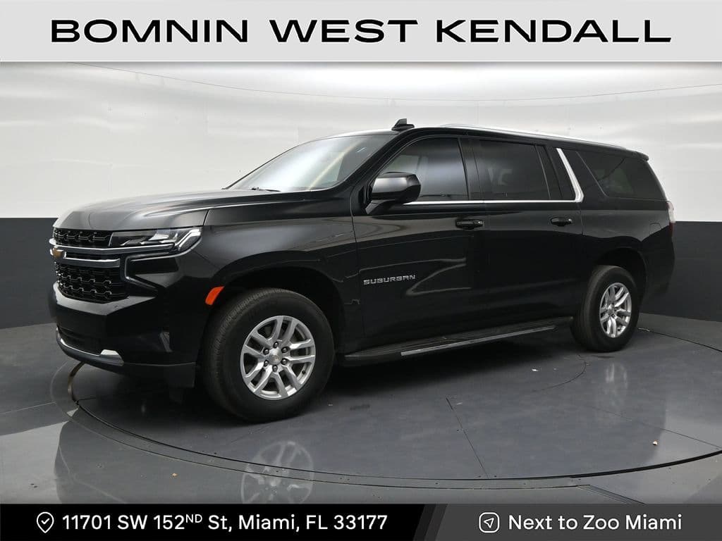 2024 Chevrolet Suburban LS — photo 1 of 32