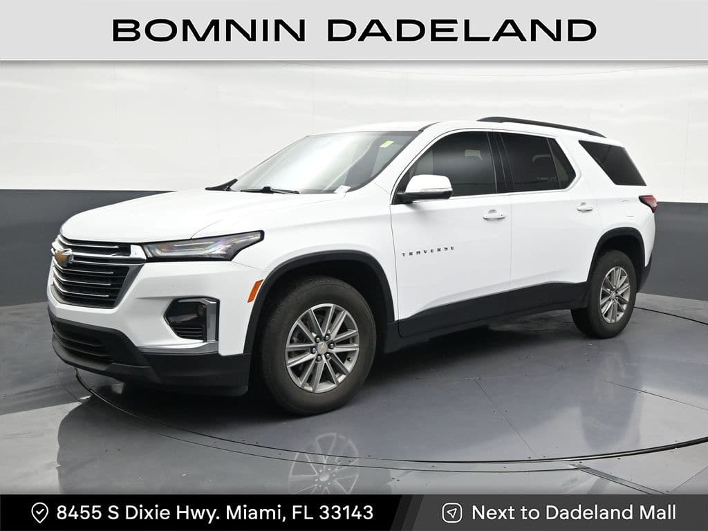 2023 Chevrolet Traverse LT — photo 1 of 37