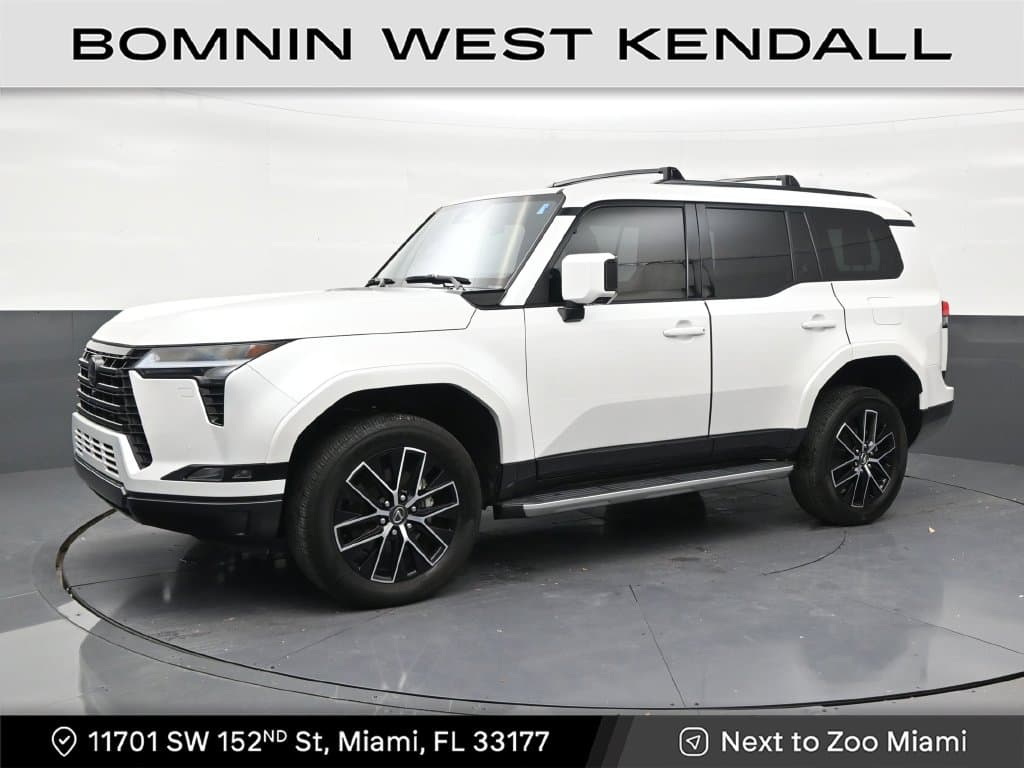 2024 Lexus GX Base — photo 1 of 33