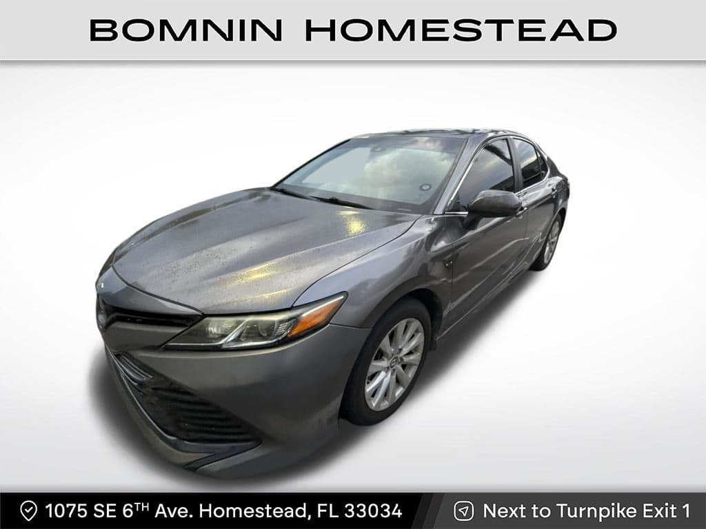 2018 Toyota Camry LE — photo 1 of 2