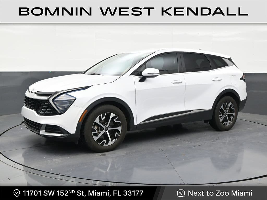 2024 Kia Sportage EX — photo 1 of 32