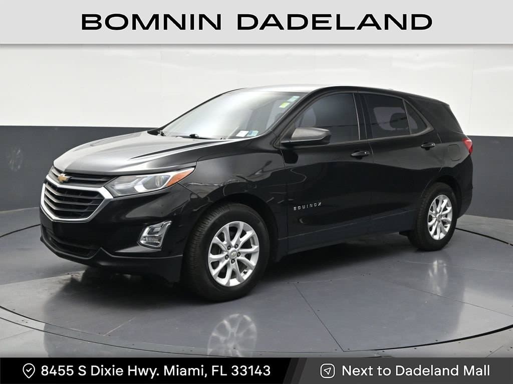 2019 Chevrolet Equinox LS — photo 1 of 36