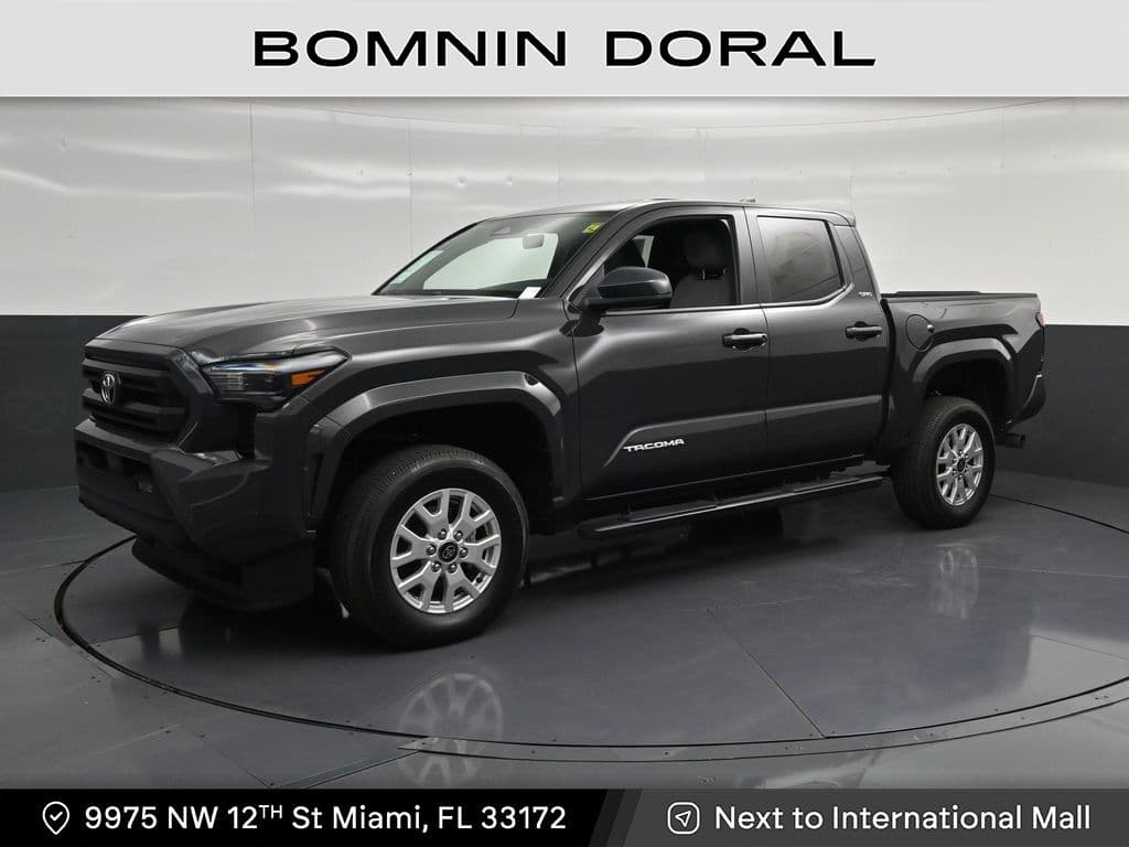 2025 Toyota Tacoma SR5 — photo 1 of 42