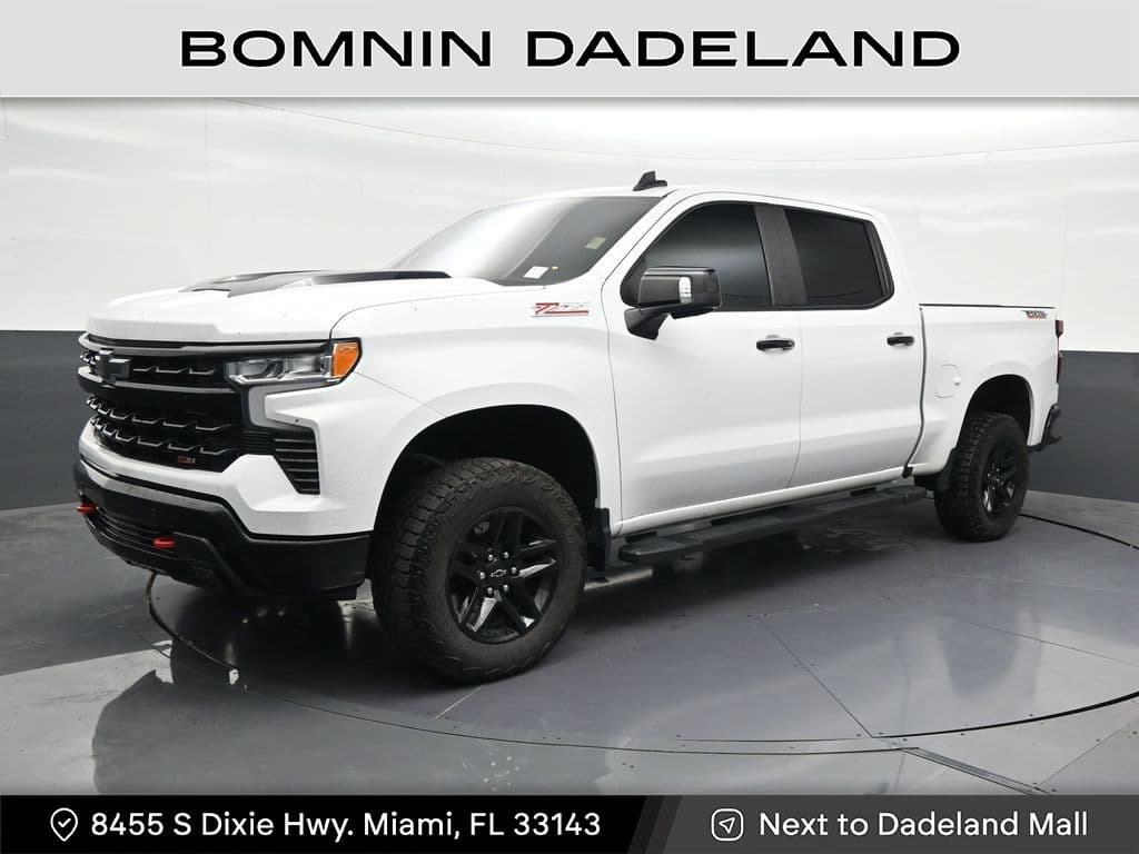 2024 Chevrolet Silverado 1500 LT Trail Boss — photo 1 of 37