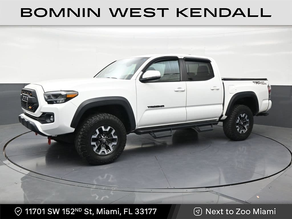 2023 Toyota Tacoma TRD Off-Road — photo 1 of 34