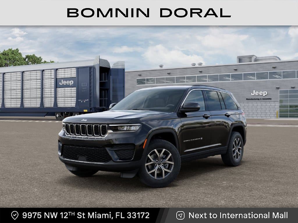 2027 Jeep Grand Cherokee Base — photo 1 of 52
