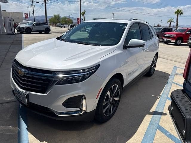 2023 Chevrolet Equinox Premier — photo 1 of 10
