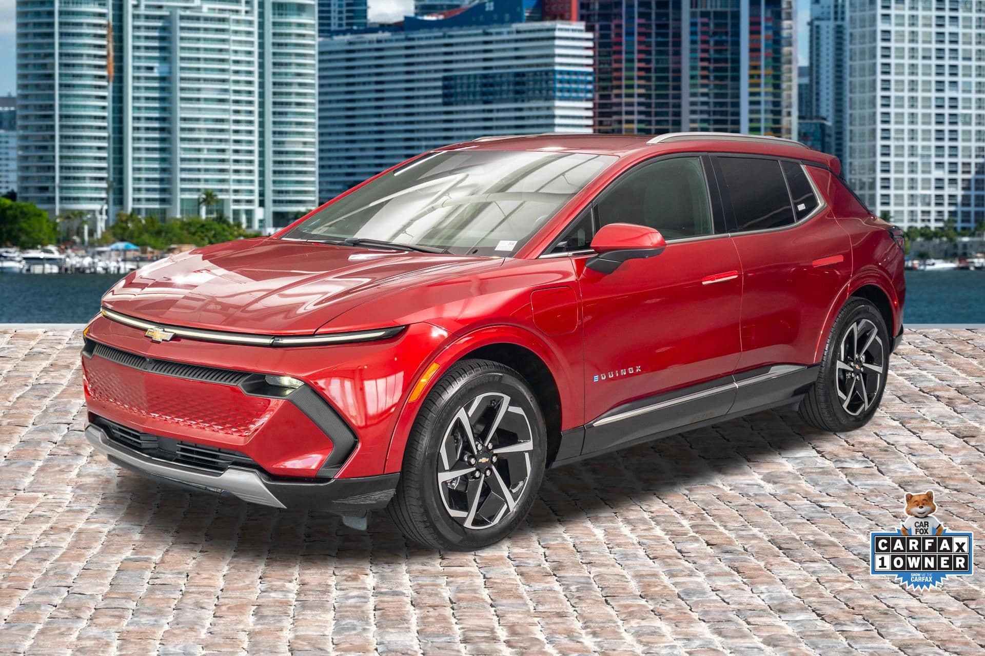 2025 Chevrolet Equinox EV LT — photo 1 of 44