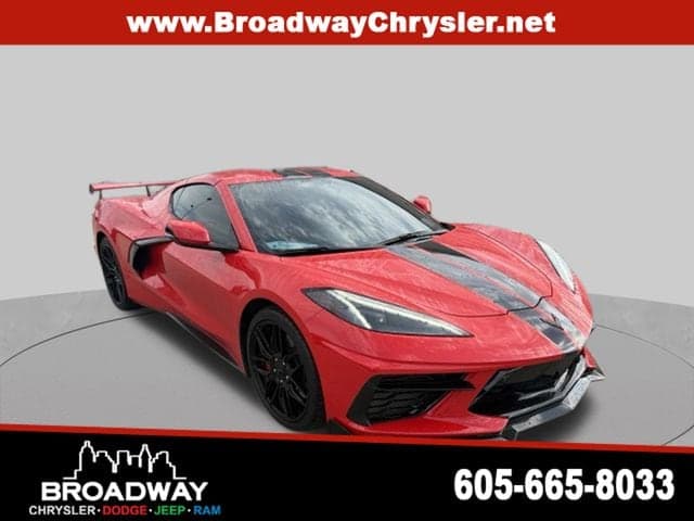 2021 Chevrolet Corvette Stingray — photo 1 of 18