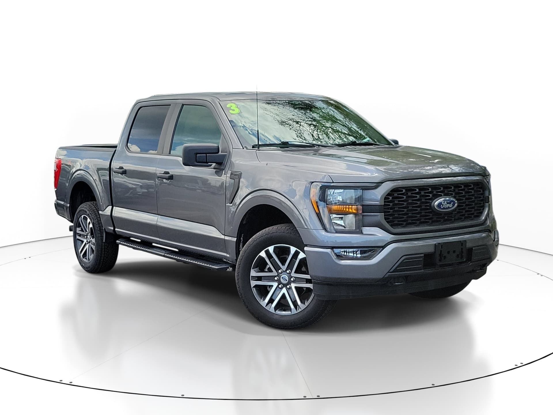 2023 Ford F-150 XL — photo 1 of 26