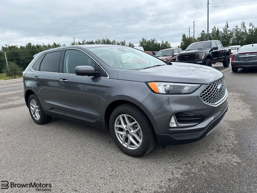2024 Ford Edge SEL — photo 1 of 14