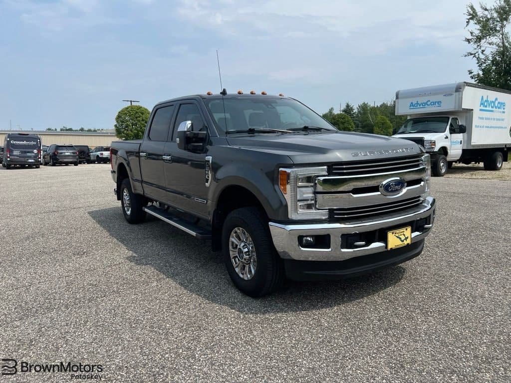 2019 Ford F-250SD Lariat — photo 1 of 12