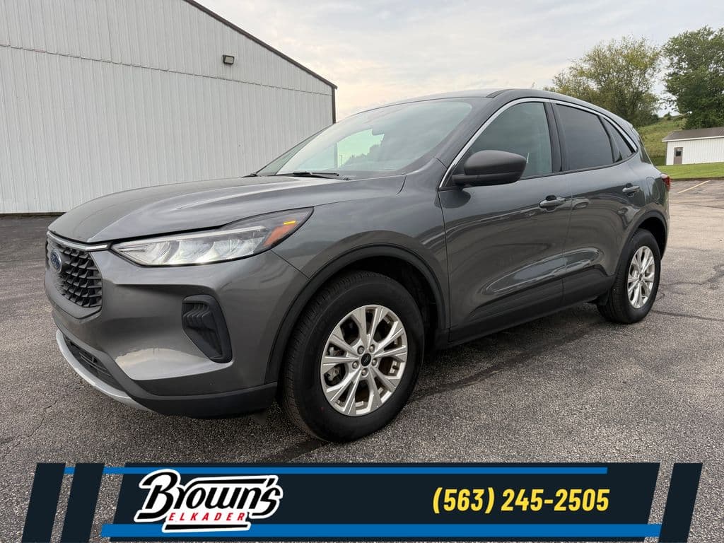 2023 Ford Escape Active — photo 1 of 9