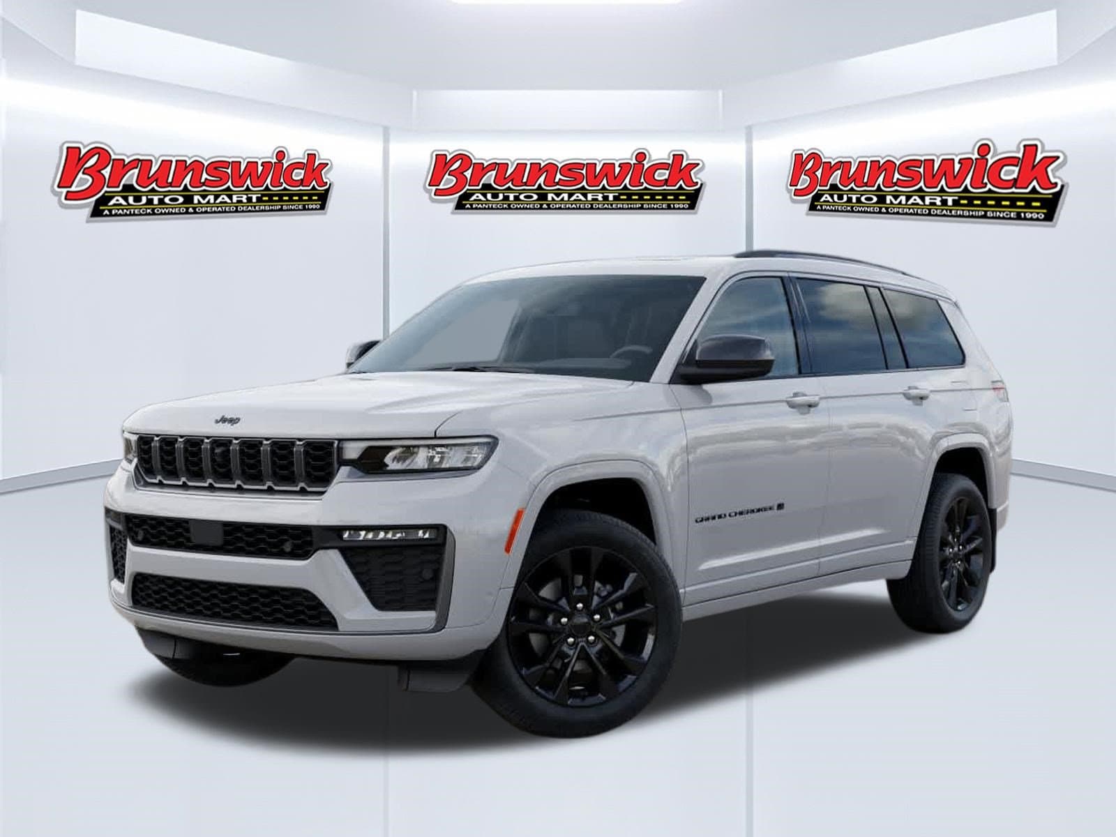 2026 Jeep Grand Cherokee Base — photo 1 of 52