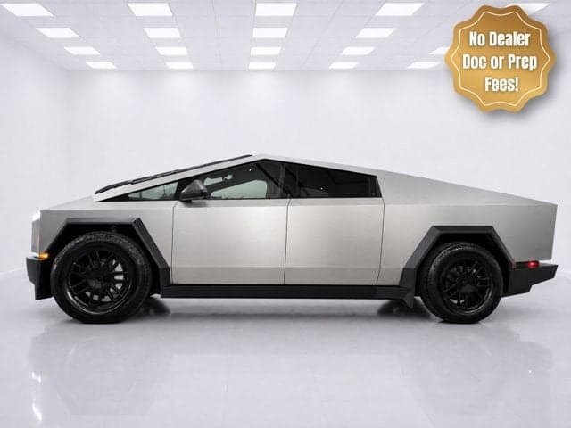 2024 Tesla Cybertruck Base — photo 1 of 61