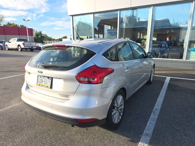 2015 Ford Focus Titanium — photo 1 of 5