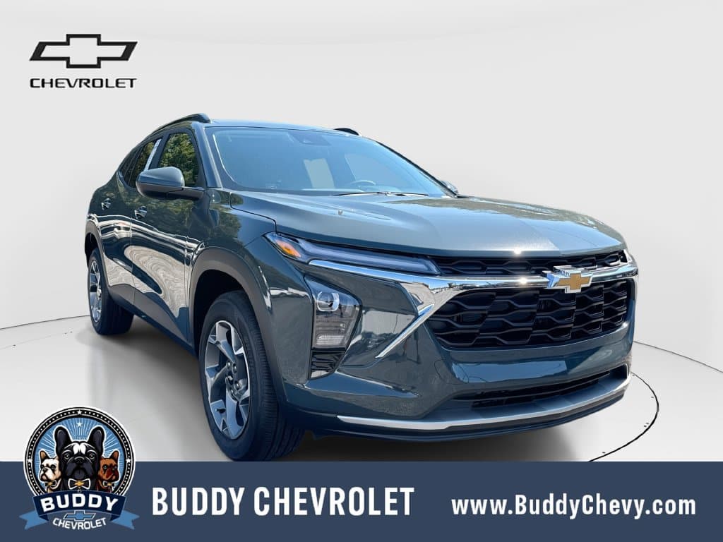 2026 Chevrolet Trax LT — photo 1 of 66
