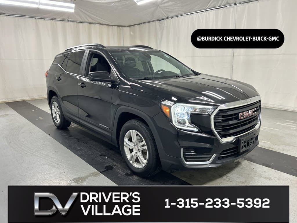 2023 GMC Terrain SLE — photo 1 of 23