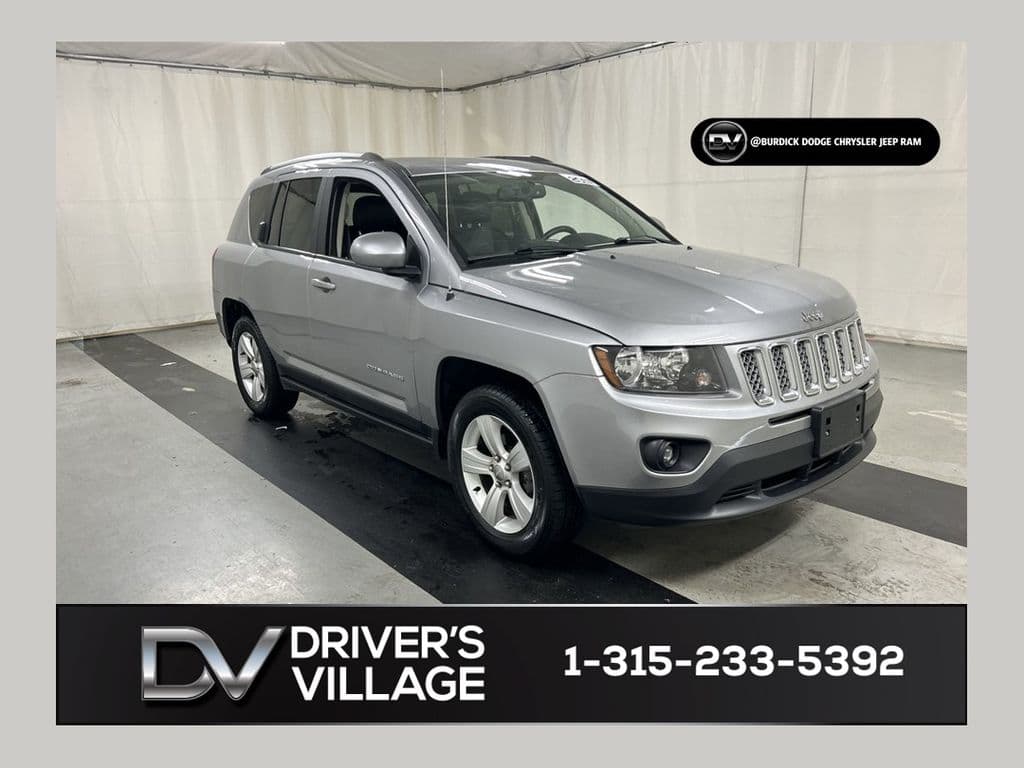 2017 Jeep Compass Latitude 4x4 — photo 1 of 22