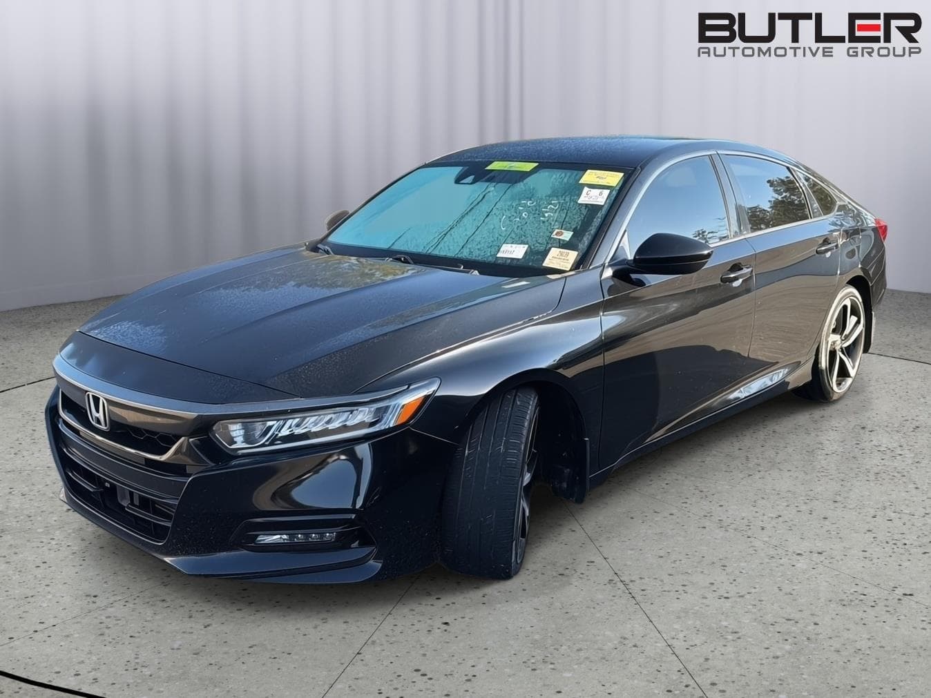 2019 Honda Accord Sedan Base — photo 1 of 10