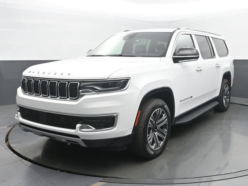 2024 Jeep Wagoneer L Series II — photo 1 of 70