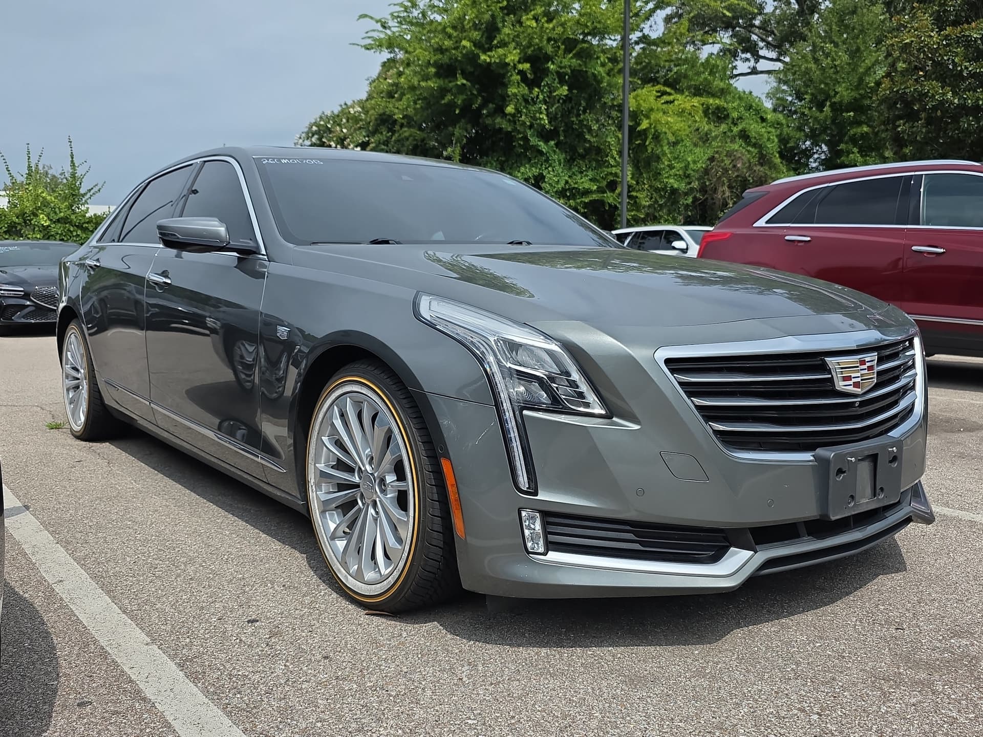 2018 Cadillac CT6 PLUG-IN RWD — photo 1 of 5