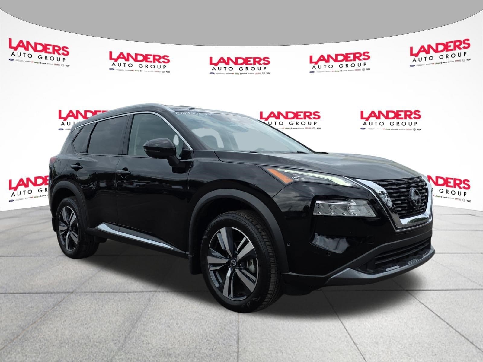 2023 Nissan Rogue SL — photo 1 of 25