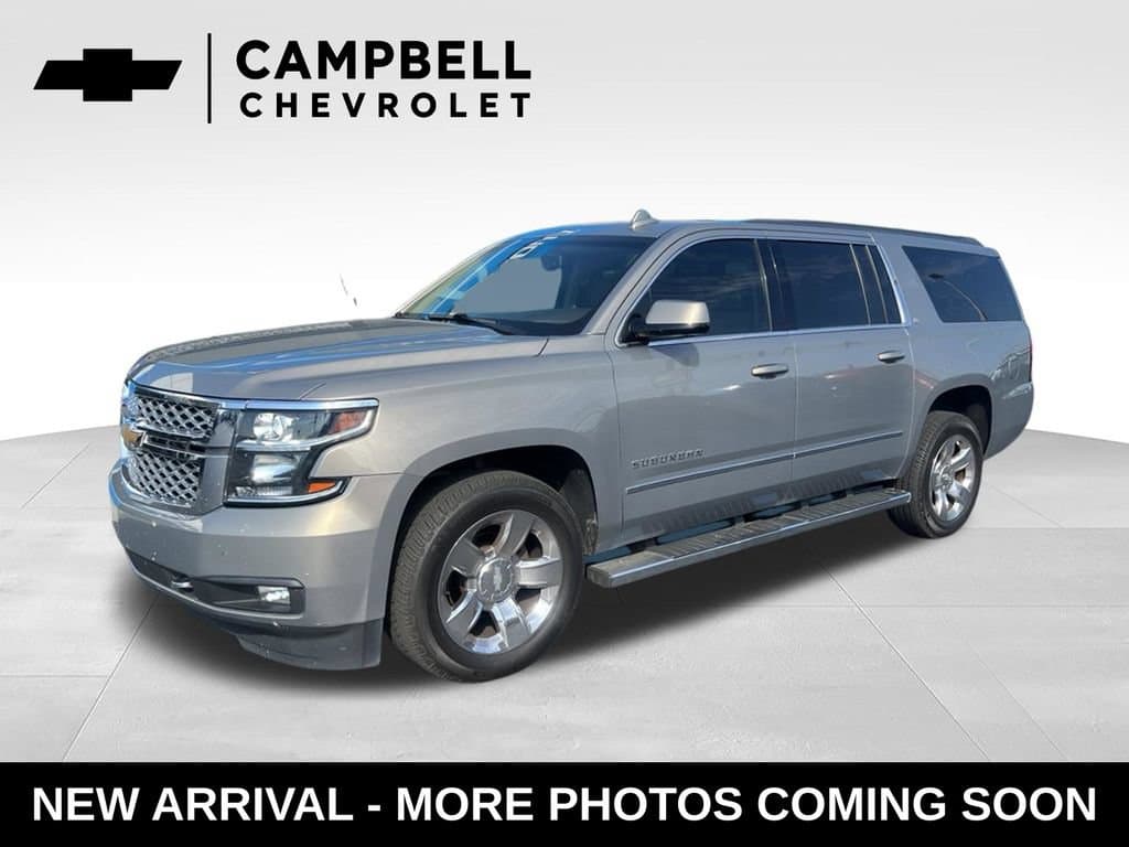 2017 Chevrolet Suburban LT — photo 1 of 11
