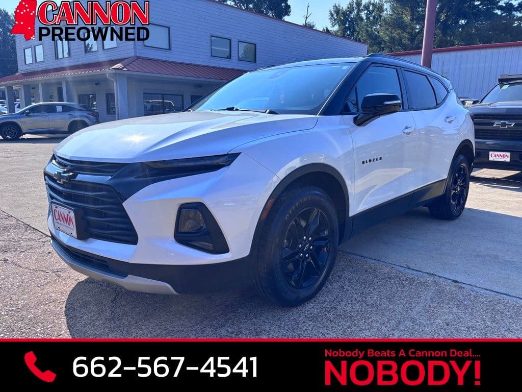 2022 Chevrolet Blazer LT — photo 1 of 15