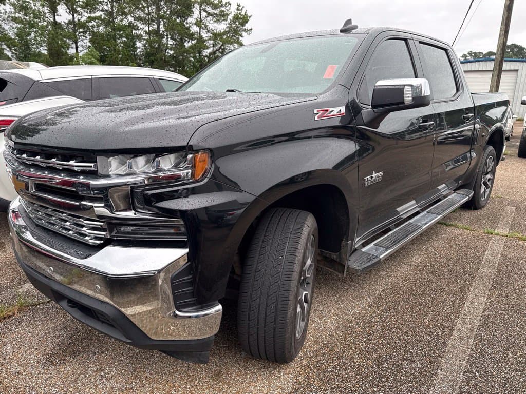 2021 Chevrolet Silverado 1500 LT — photo 1 of 4