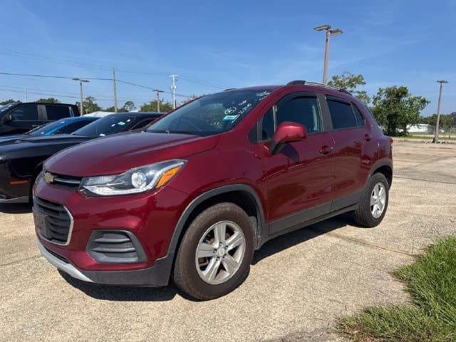 2021 Chevrolet Trax LT — photo 1 of 3