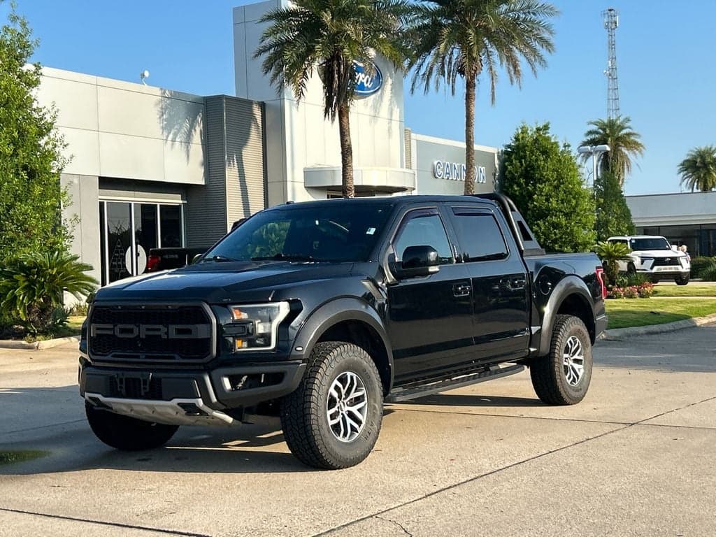2018 Ford F-150 Raptor — photo 1 of 30