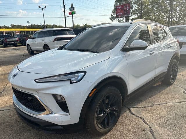 2024 Buick Encore GX Sport Touring — photo 1 of 6