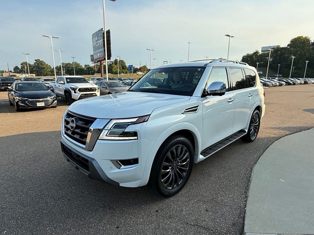 2024 Nissan Armada Platinum — photo 1 of 42