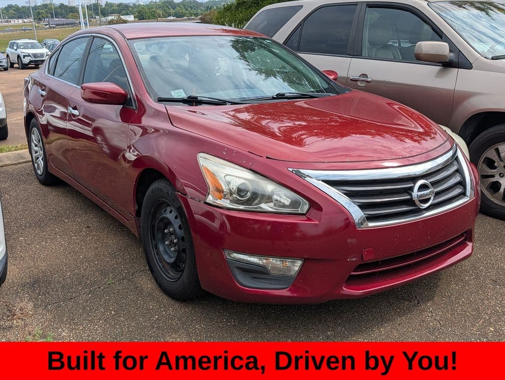 2015 Nissan Altima 2.5 S — photo 1 of 10