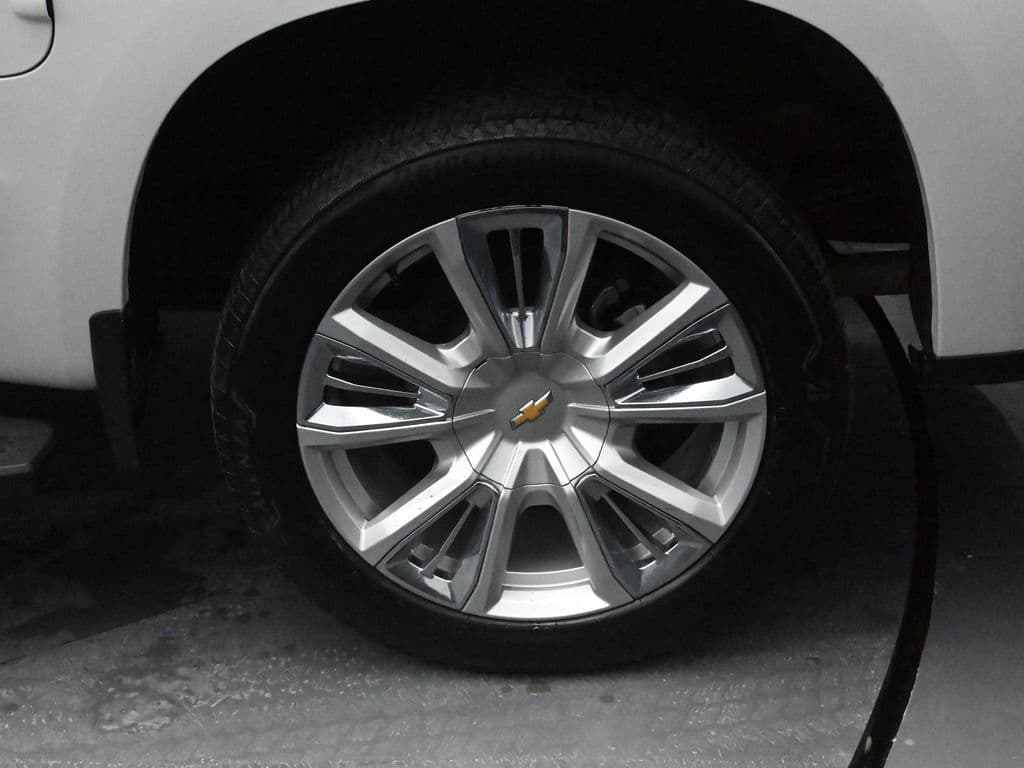 2024 Chevrolet Silverado 1500 High Country — photo 1 of 25