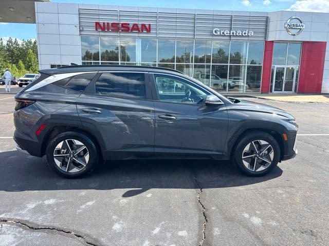 2025 Hyundai Tucson SEL Convenience — photo 1 of 25
