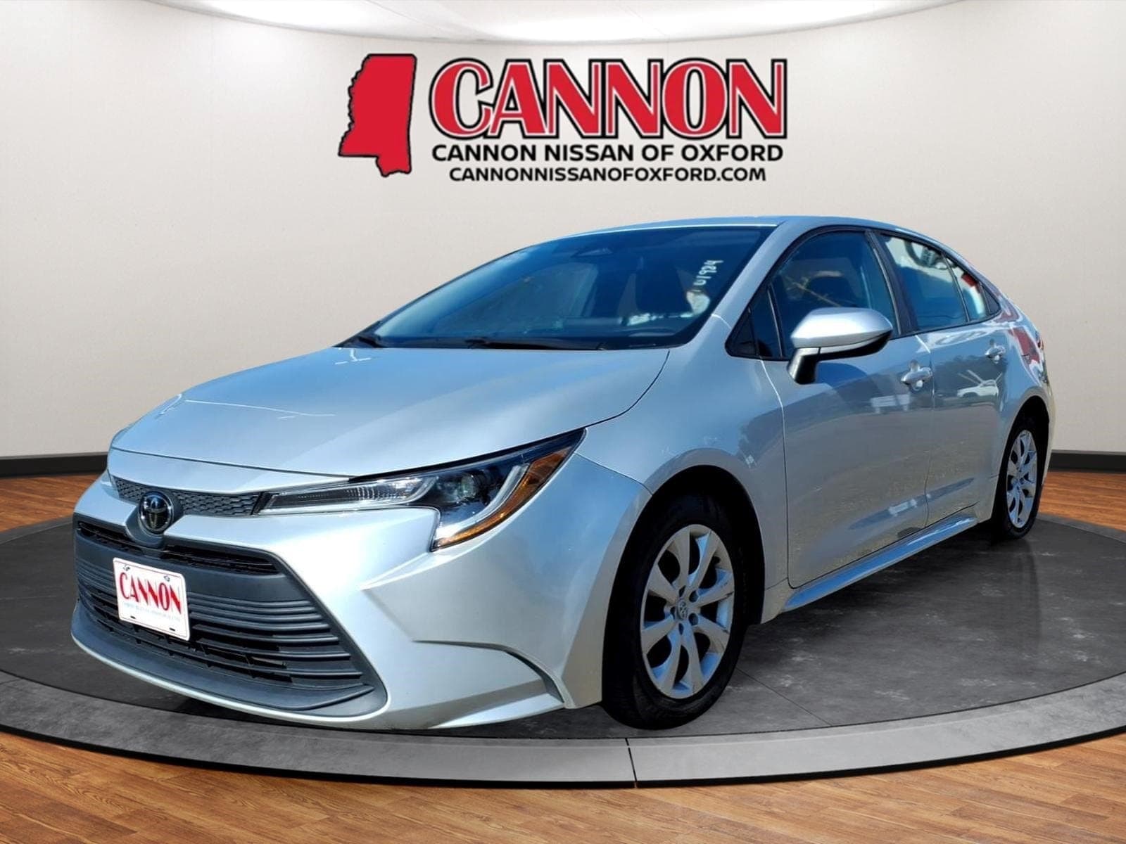 2024 Toyota Corolla LE — photo 1 of 26