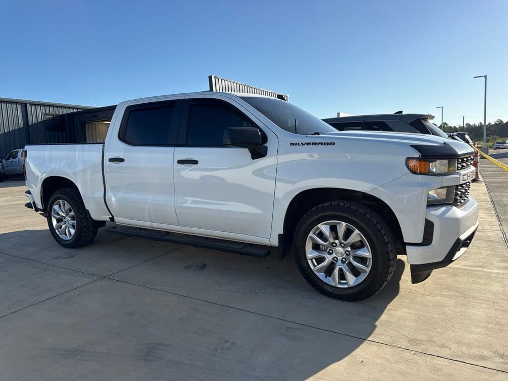 2021 Chevrolet Silverado 1500 Custom — photo 1 of 3