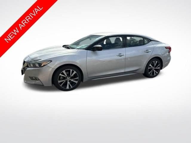 2018 Nissan Maxima Base — photo 1 of 11