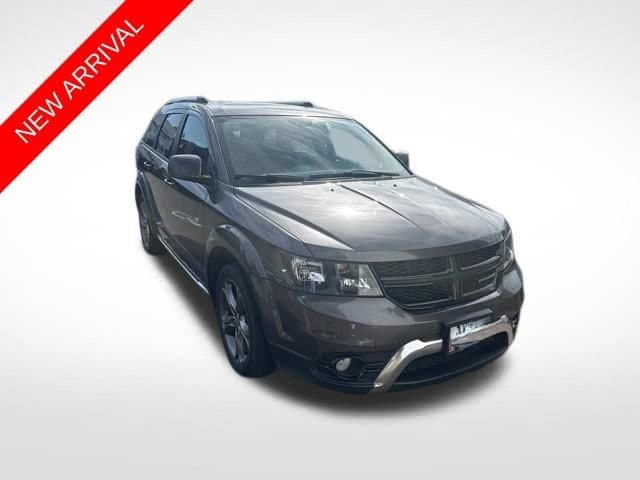 2017 Dodge Journey Crossroad — photo 1 of 11