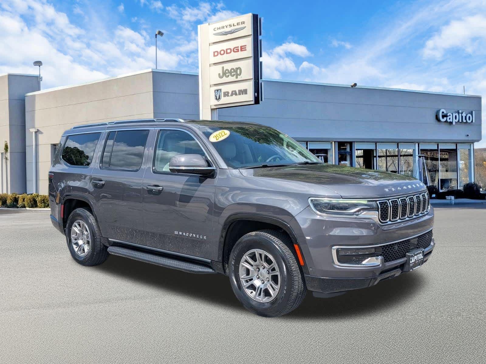 2022 Jeep Wagoneer Series I — photo 1 of 35