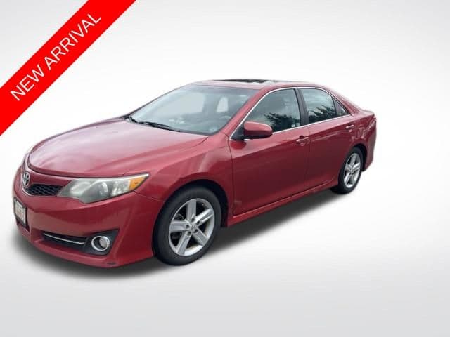 2012 Toyota Camry SE — photo 1 of 6