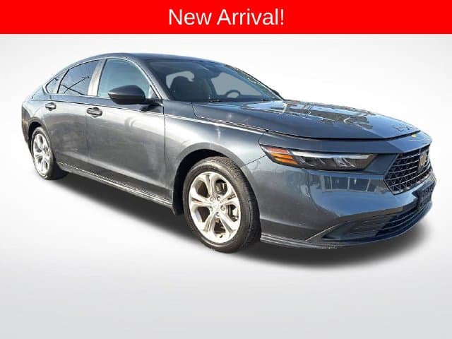 2023 Honda Accord Sedan LX — photo 1 of 13