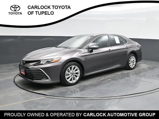 2024 Toyota Camry LE — photo 1 of 51