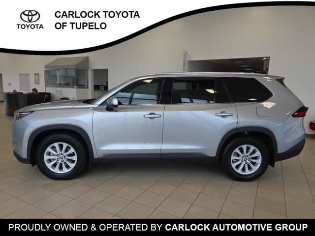 2025 Toyota Grand Highlander XLE — photo 1 of 32